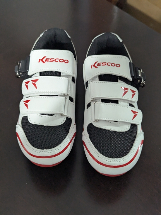 kescoo Shoes - Kescoo White and Black Cycling Shoes with Red Accents- NWOT